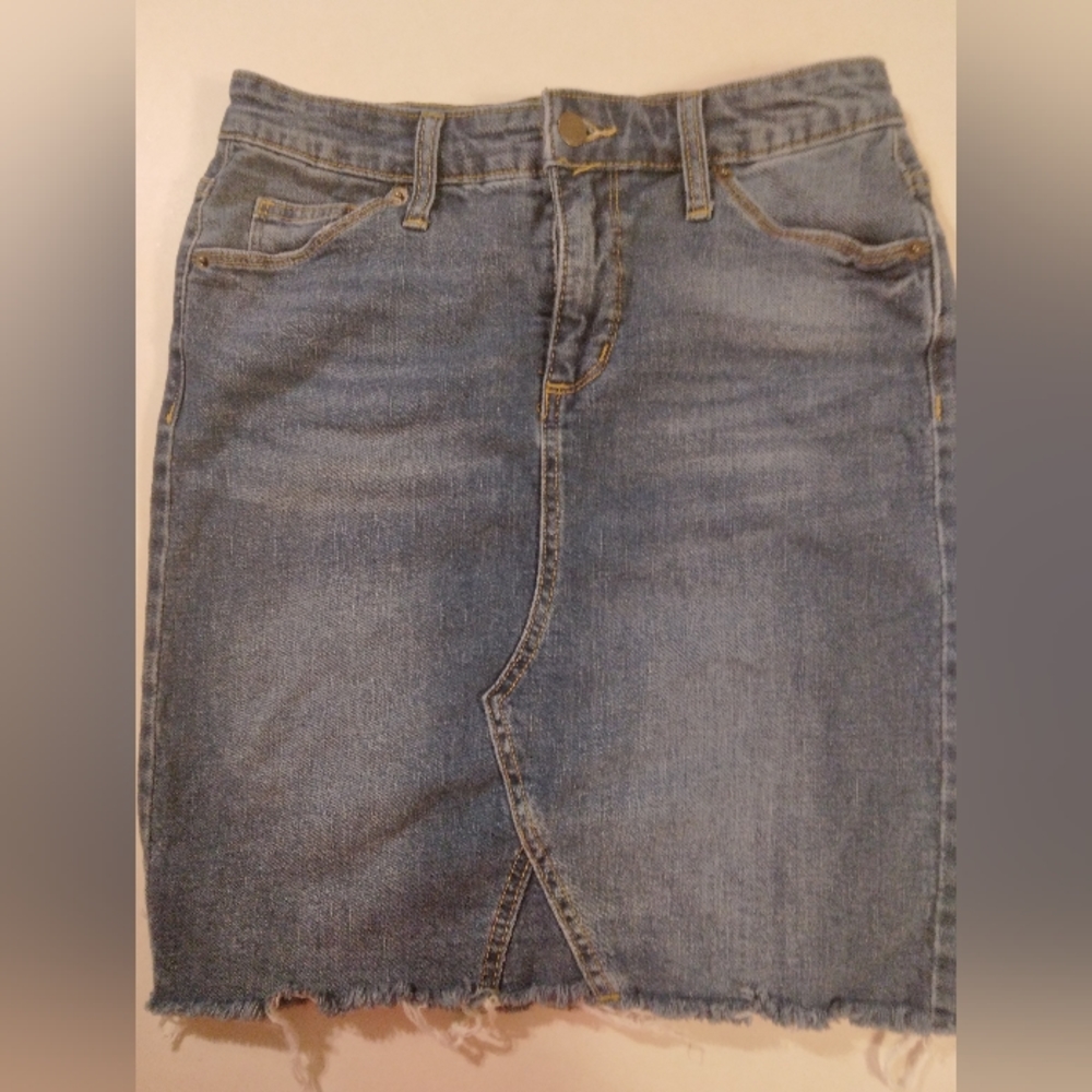 Jean skirt size 6 Universal thread